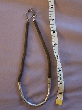 Sliver beaded brown kabuki necklace